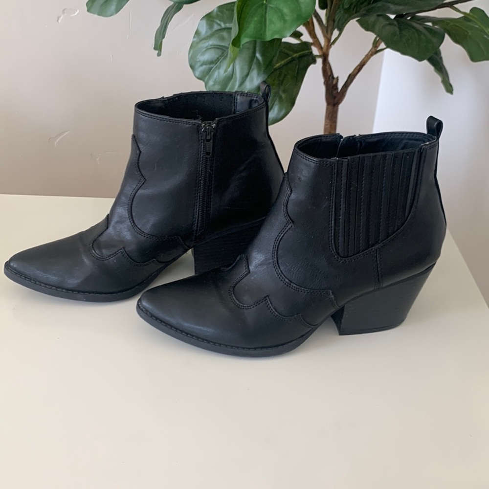 Black western booties